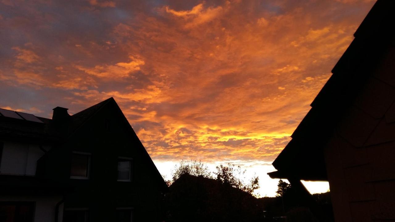 B & B Gaestehaus Schmidt Lichtenberg  ภายนอก รูปภาพ