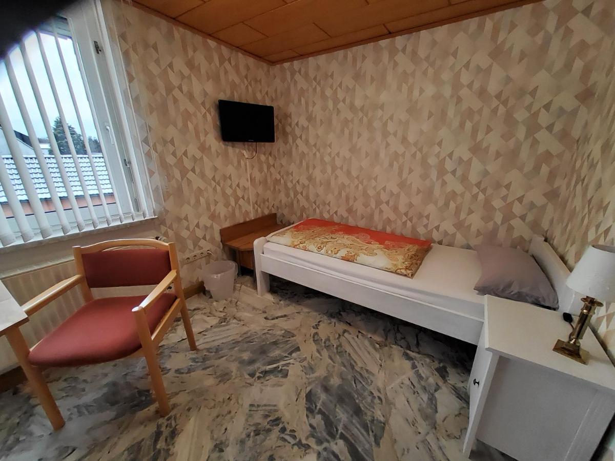 B & B Gaestehaus Schmidt Lichtenberg  ภายนอก รูปภาพ