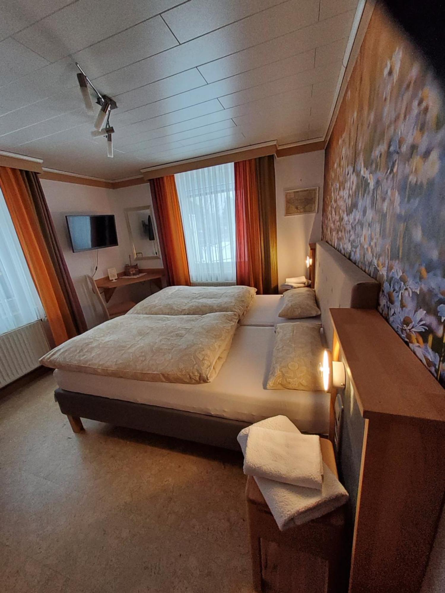 B & B Gaestehaus Schmidt Lichtenberg  ภายนอก รูปภาพ